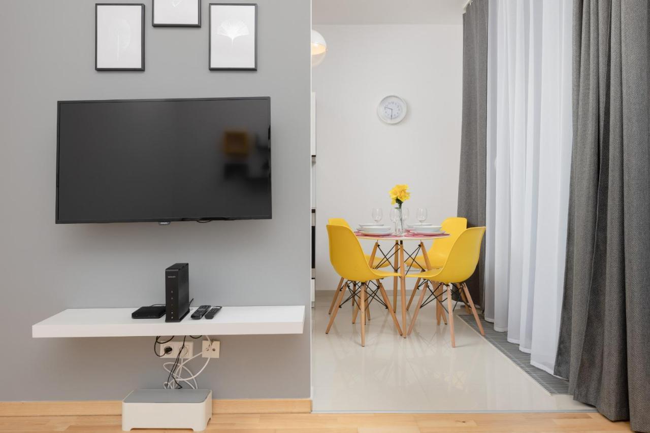 Appartement Wola Near Nocny Market By Renters Warschau