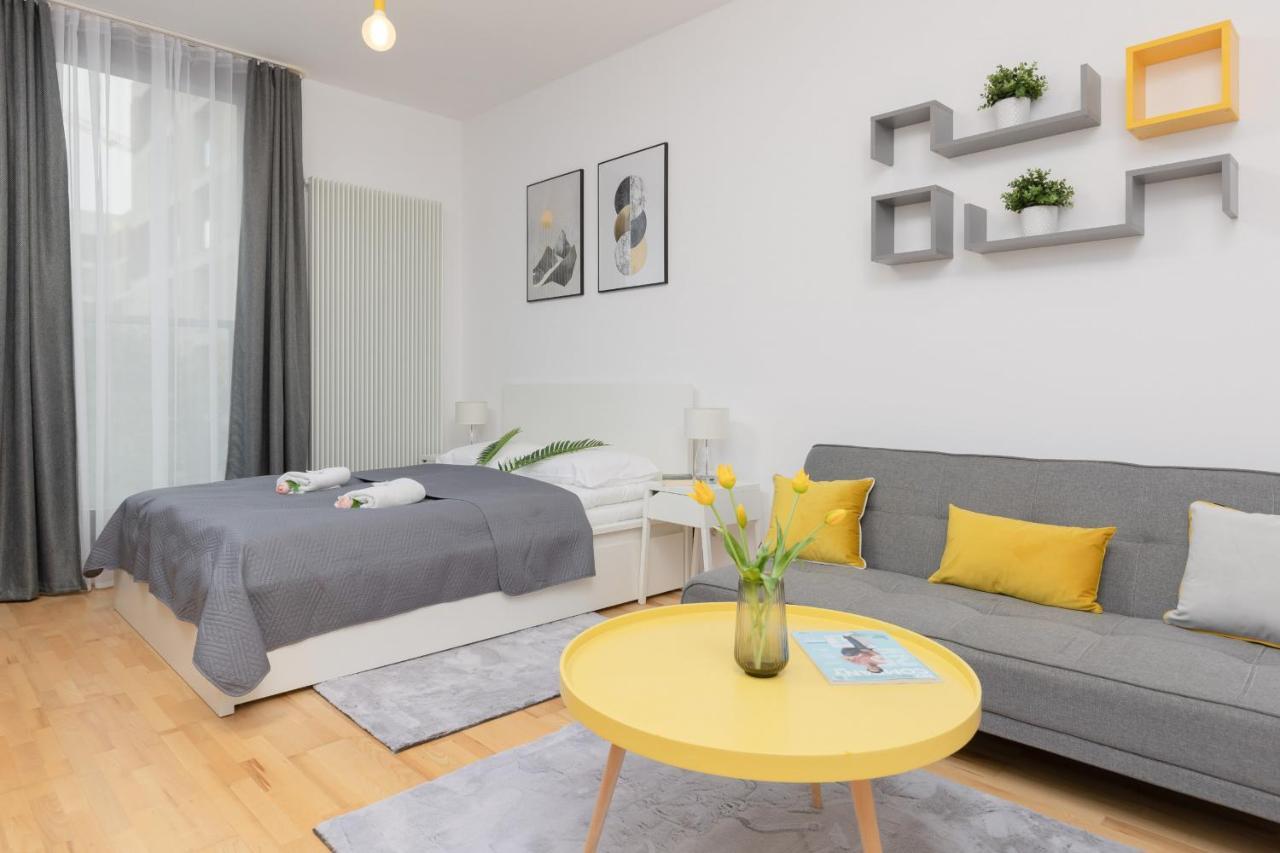 Appartement Wola Near Nocny Market By Renters