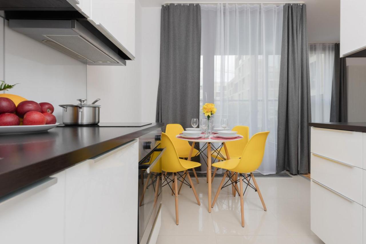 Appartement Wola Near Nocny Market By Renters Warschau